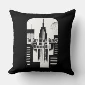 Coussin The City Never Sleeps Hustle Skyline Design (Recto)