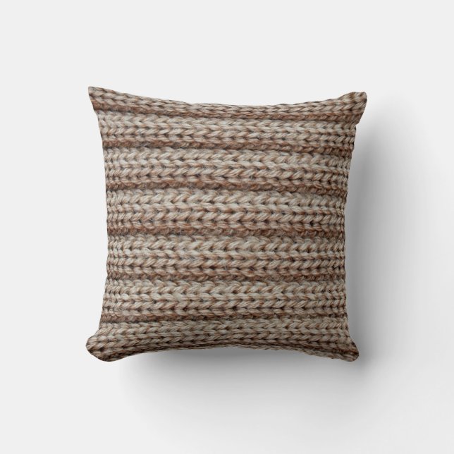 Coussin the texture of the plain knitted fabric , brown (Recto)