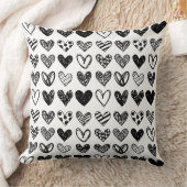 Coussin Throw Cushion - Coeurs noir et blanc (Couverture)