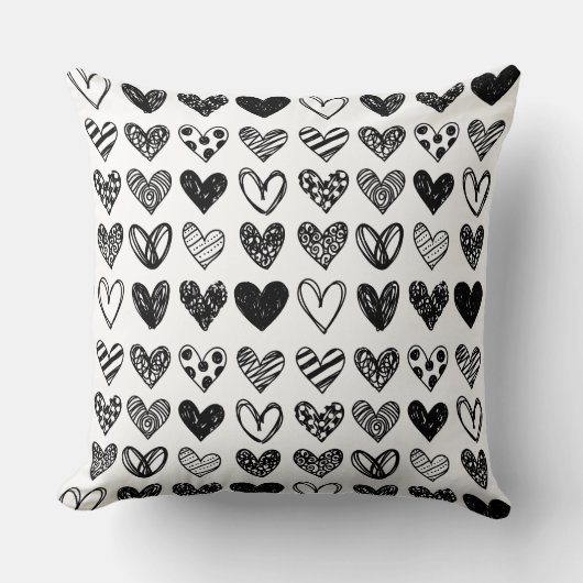 Coussin Throw Cushion - Coeurs noir et blanc (Recto)