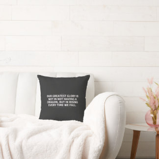 Coussin Throw Pillow Elegant and calm design