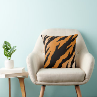 Coussin Tiger Stripe design on throw cushion