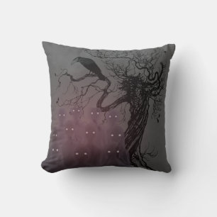 Coussin TitreGothique Créature Sombre Collective Troublant