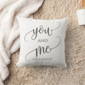 Coussin toi et moi, cadeau mariage personnalisé (Couverture)