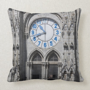 Coussin Tours à horloge à la basilique nationale de l'Eq