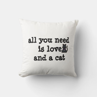COUSSIN TOUT CE DONT VOUS AVEZ BESOIN EST L'AMOUR ET UN CH