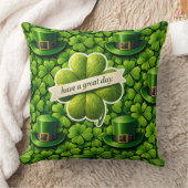 Coussin Trèfle à quatre feuilles Saint Patrick avoir un j (Couverture)