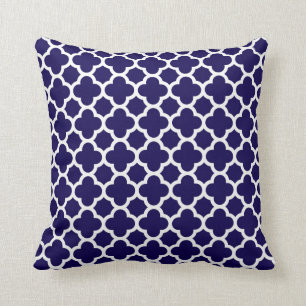 Coussin Trèfle marocain Quatrefoil dans le blanc de bleu