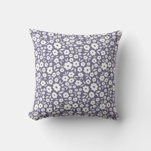 Coussin Trendy flowers seamless pattern. Small vintage flo