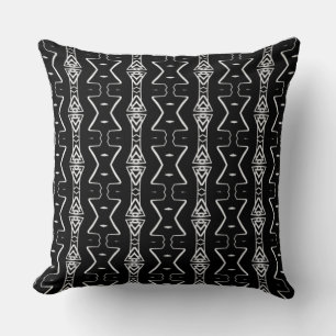 Coussin Triangles géométriques noirs et blancs