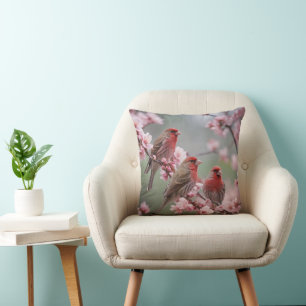 Coussin "Trio écarlate : Pinsons rouges parmi les fleurs r