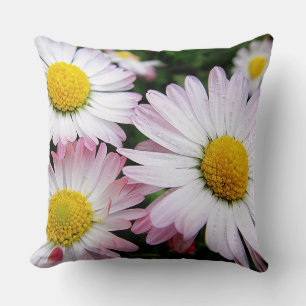 Coussin trois mignonnes marguerites roses