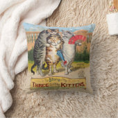 Coussin Trois Petits Chatons Illustration de Mère l'Oie (Couverture)