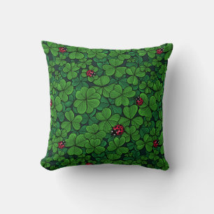 Coussin Trouvez le trèfle chanceux