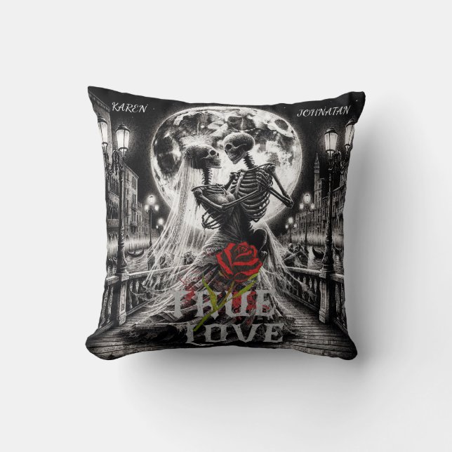 Coussin True Love Beyond, Custom Names (Recto)
