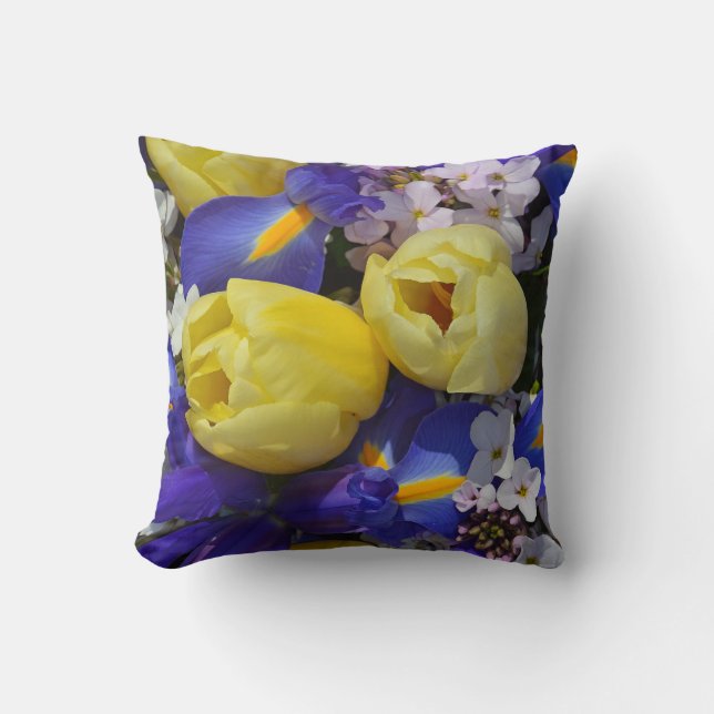 Coussin Tulières de printemps et iris jettent l'oreiller (Recto)