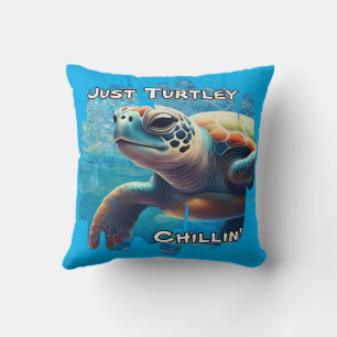 Coussin Turtley Chillin' Sea Turtle Gros plan Vibe Pacifiq