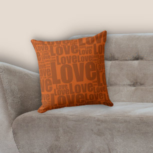 Coussin Typographie de l'amour orange brûlé