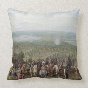 Coussin Un campement militaire avec la milice sur des