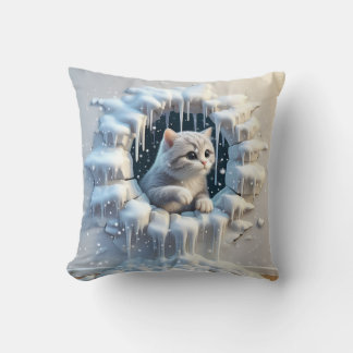 Coussin Un chat adorable dans un refuge enneigé