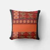 Coussin un design d'un motif rouge et or (Recto)