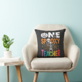 Coussin Un design Halloween d'enseignant effrayant_1 (Chaise)