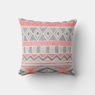 Coussin Un motif ethnique rayé sans pareille. Tribal et az