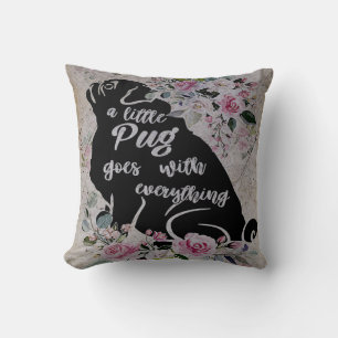 Coussin Un Petit Carlin Se Déroule Avec Tout Cadeau pour