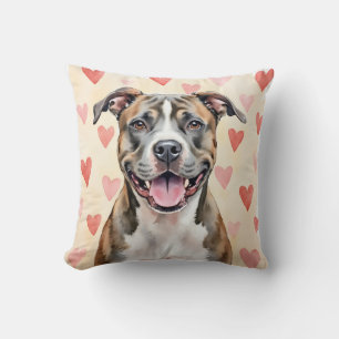 Coussin Un portrait de chien Pitbull fort et aimant dans u