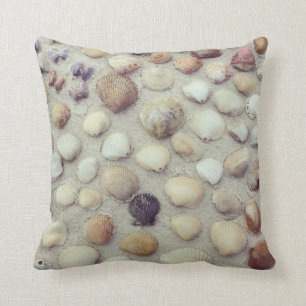 Coussin Une collection de coquillages