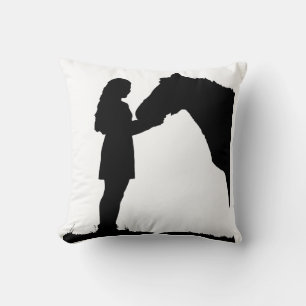 Coussin Une fille et son cheval amour Silhouette Art
