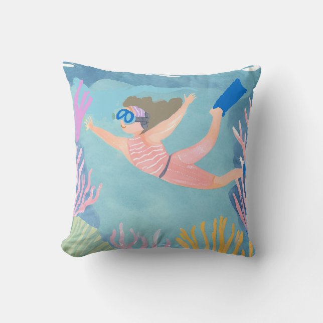 Coussin une fille profitant d'une baignade (Recto)