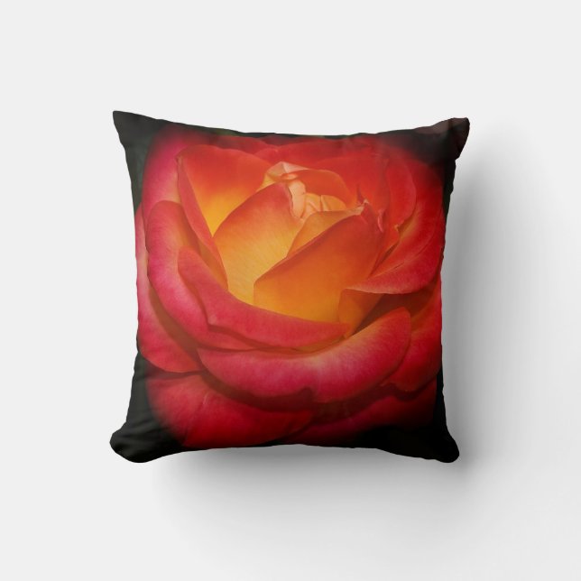 Coussin Une flamme Rose (Recto)