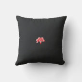 Coussin une fleur rouge sur un arrière - plan noir (Verso)