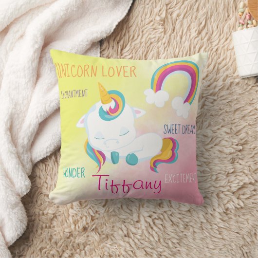 Coussin Unicorne couchant doux Conception arc-en-ciel (Couverture)