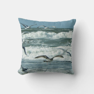 Coussin Vagues de mer, mouettes, Ciel bleu