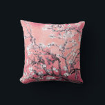 Coussin Van Gogh Almond Blossom pêche rose<br><div class="desc">Arrière - plan Coussin Peachy Pink : Offrez-vous la beauté sereine des fleurs d'amandes de Vincent Van Gogh avec notre Coussin Arrière - plan Peachy Pink Fleurs d'amandes. Les oeuvres d'art classiques font honneur à un arrière - plan de tons roses caillouteux apaisants, ajoutant une touche d'élégance à votre décor...</div>