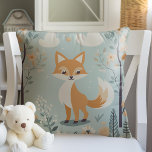 Coussin Végétal Animal Fox Thématique, Bleu Baby Boy Nurse<br><div class="desc">PixeliaDesigns' "Cute Woodland Fox" Nursery Coussin, un ajout délicieux à toute petite pépinière. Ce charmant coussin présente des illustrations chaleureuses de renards animaux des bois dans des tons sereins et doux qui créent une atmosphère paisible et accueillante. Conçu dans un esprit de neutralité sexuelle, ses couleurs et ses motifs en...</div>