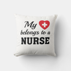 Coussin Vie infirmière Mon coeur appartient à l'infirmiè