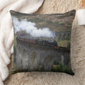 Coussin Vieux train de vapeur sur le viaduc de Glenfinnan (Couverture)