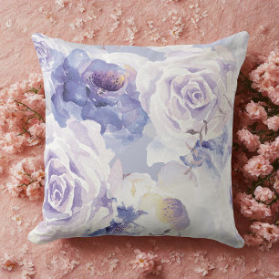 Coussin vintage classique aquarelle rose motif floral
