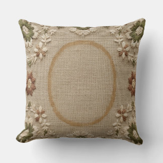 Coussin Vintage Embroidered Floral Pillow - Rustic Farmhou