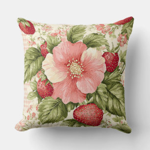 Coussin Vintage. Ferme aux fraises et fleurs. Rose.