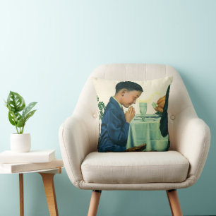 Coussin Vintage Religion, garçon disant le bénédicité à Th