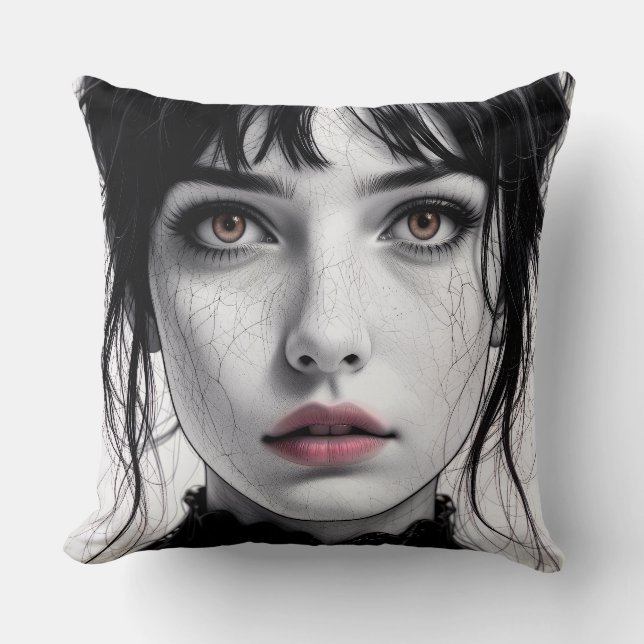 Coussin Visage de porcelaine regard d'âme fêlée.  (Recto)