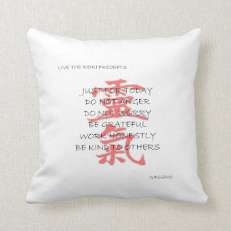 COUSSIN VIVENT LES PRINCIPES DE REIKI LES ONT LAISSÉS VOUS