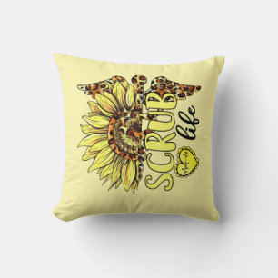 Coussin Vivre La Vie Scrub Infirmière Tournesol Léopard Nu