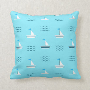 Coussin Voiliers sur le motif bleu de mer