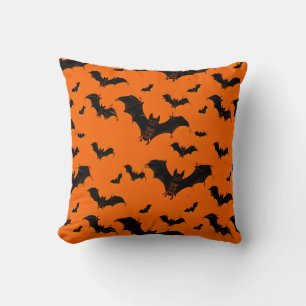 Coussin Voler des chauves-souris caricaturales sur un Arri