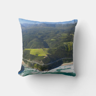 Coussin Vue aérienne de la rivière Keurbooms, Route Garden